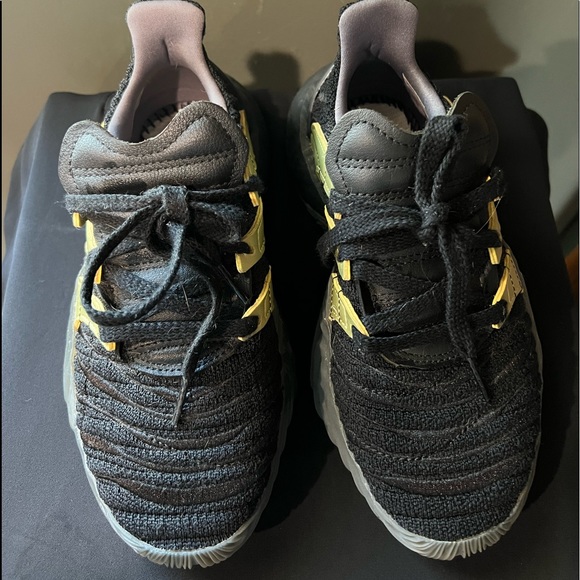 Adidas - Picture 3 of 9